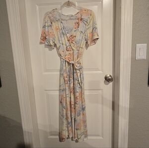 Pastel Floral Wrap Midi Dress Tie Waist NWT Size L Boutique (Sold Out)